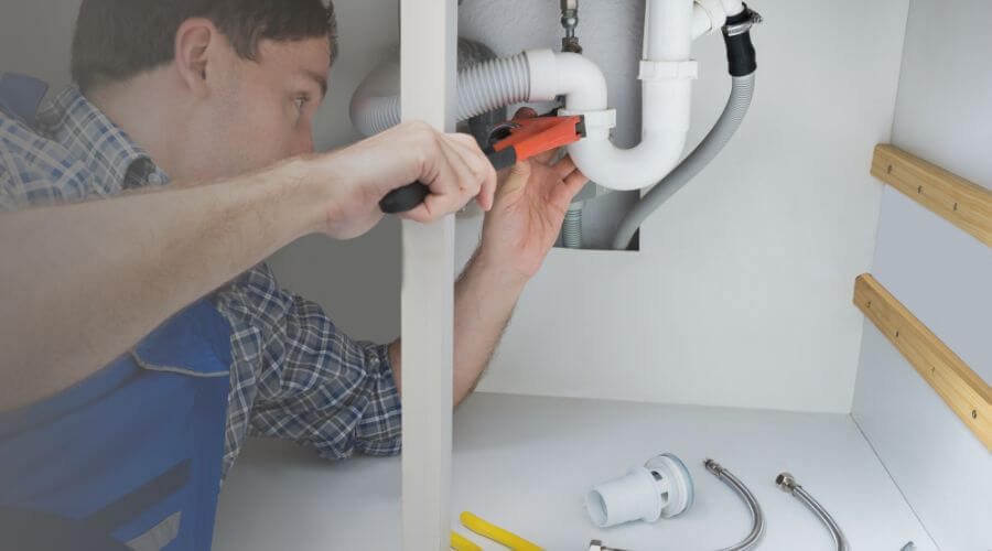 Local tankless water heater installation in Napoleon, OH